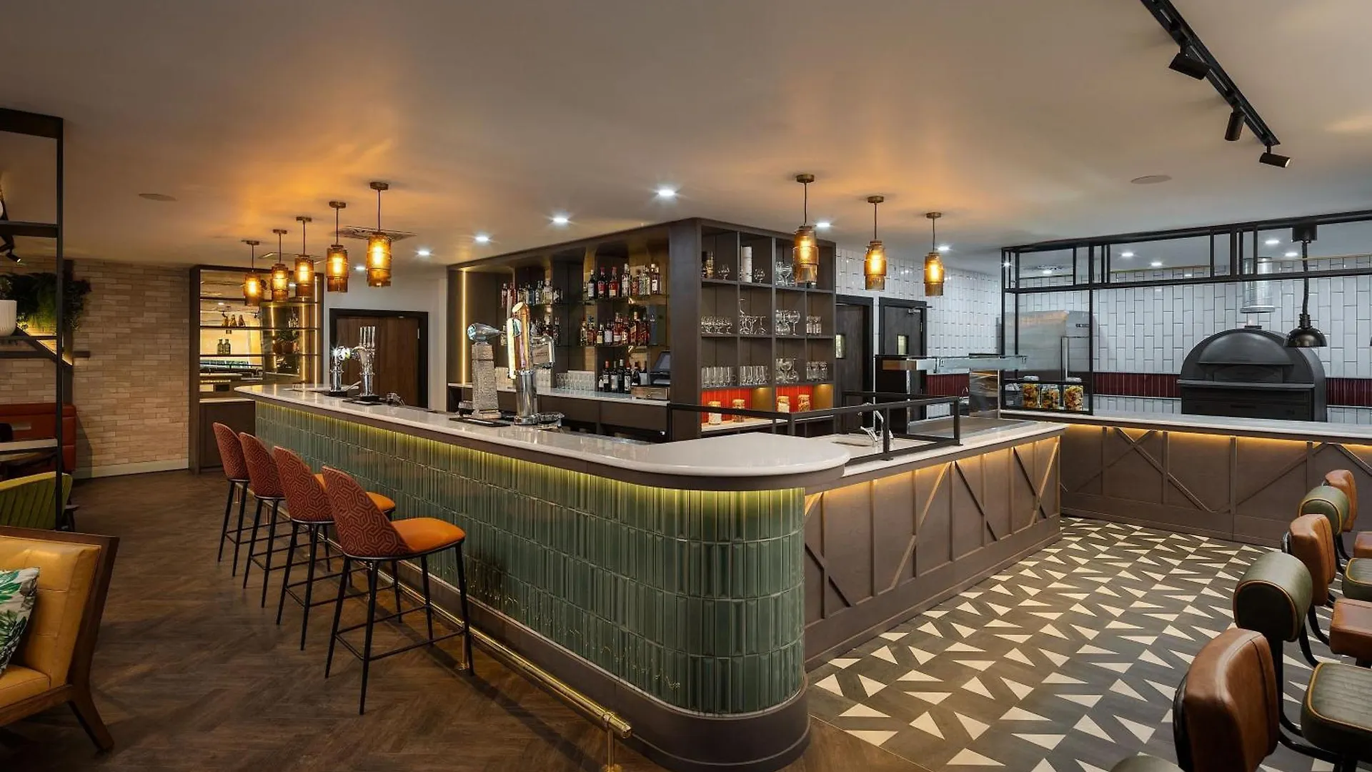 Four Points By Sheraton Edinburgh contacts