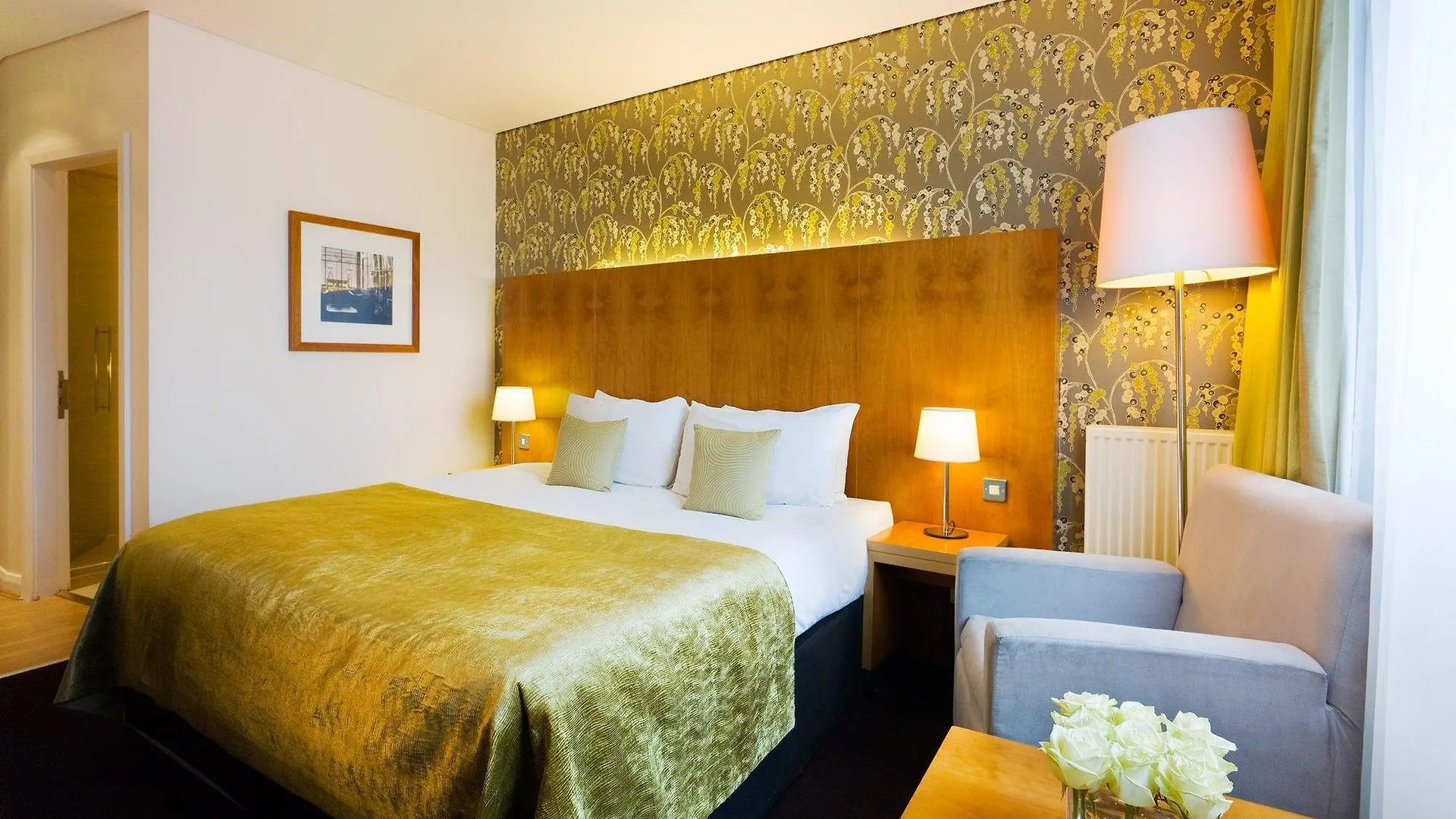 Four Points By Sheraton Edinburgh 4*,  United Kingdom